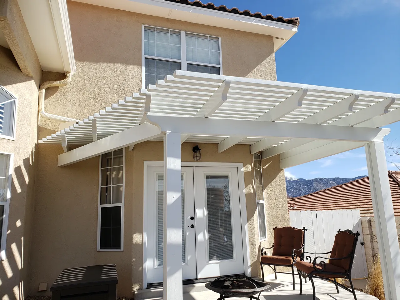 Angled Lattice Cover completed project